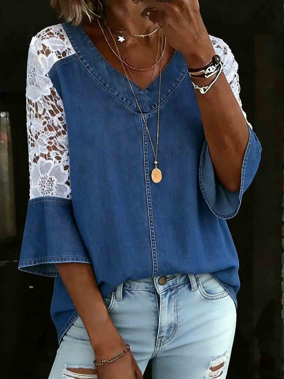 Women‘s Denim V-neck Ruffle-sleeved Shirt White Lace Sleeves