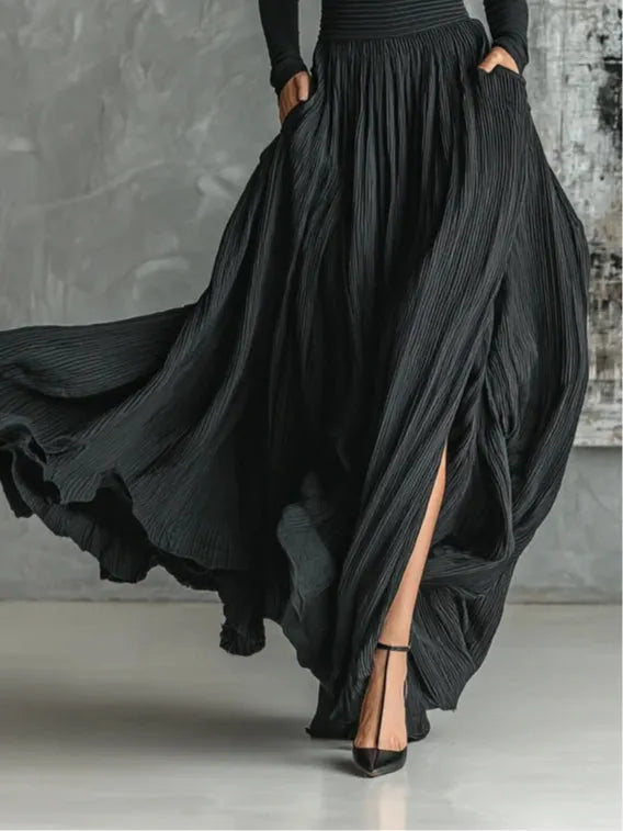 Fashion All Black Skinny Turtleneck T-shirt Pleated Skirt Set