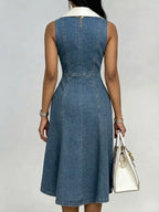 Stylish Collared, Sleeveless, Zip-front Denim Dress